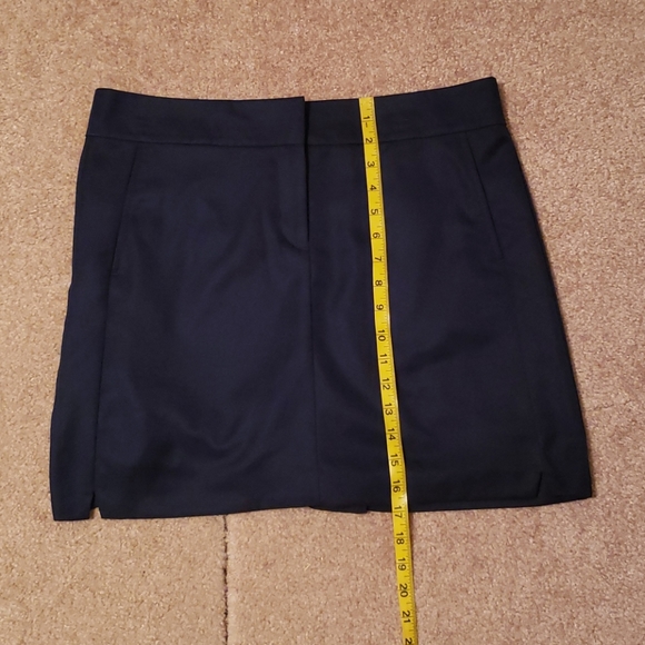 Izod Women's Navy Golf Skirt - Picture 11 of 12